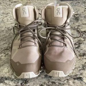 Oncloud Waterproof hiking boots